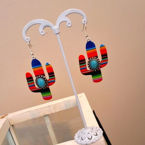 💥SALE💥Rainbow/Turquoise Stone NEW Boho Chic Cactus Dangle Earrings - Picture 1 of 6